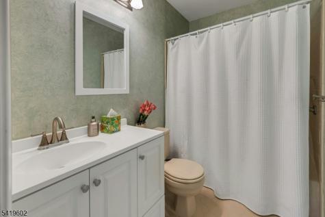 60 Woodward Lane Bernards NJ 07920