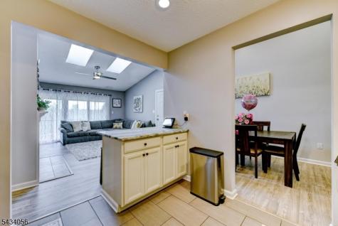121 Woodward Lane Bernards NJ 07920