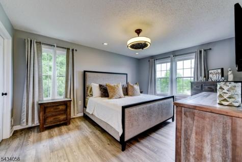 121 Woodward Lane Bernards NJ 07920