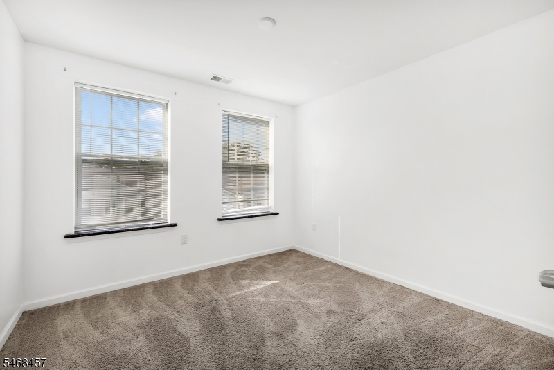 16 Paulina Place Franklin NJ 08873