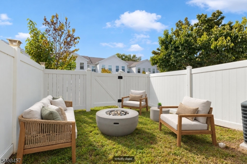 16 Paulina Place Franklin NJ 08873