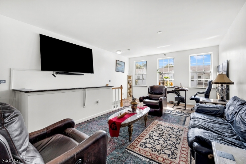 16 Paulina Place Franklin NJ 08873