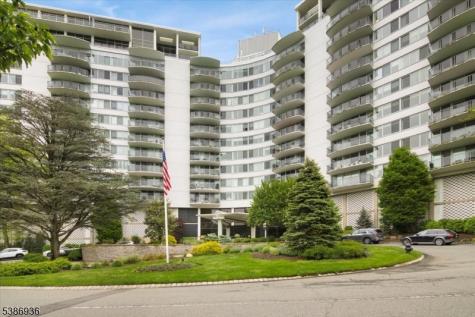 1 Claridge Drive Verona NJ 07044