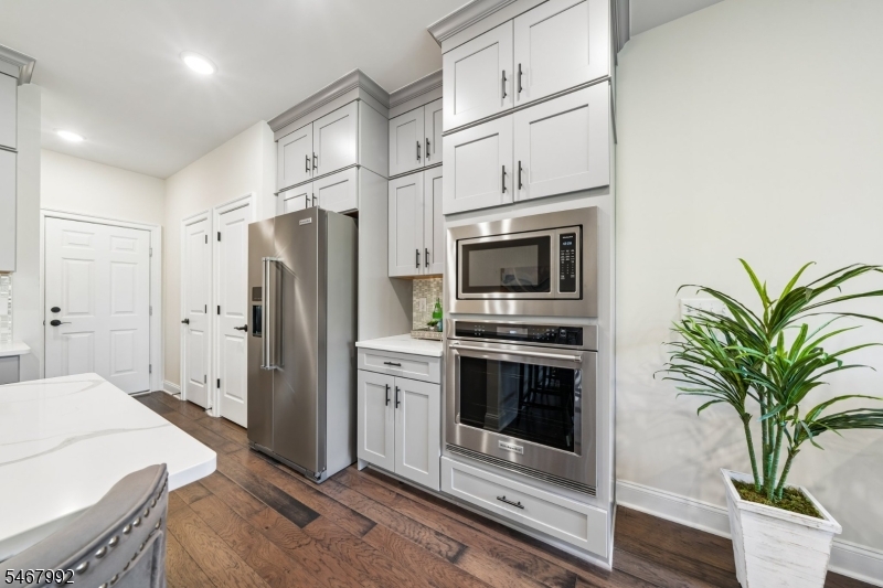 42 Dahlia Drive Warren NJ 07059