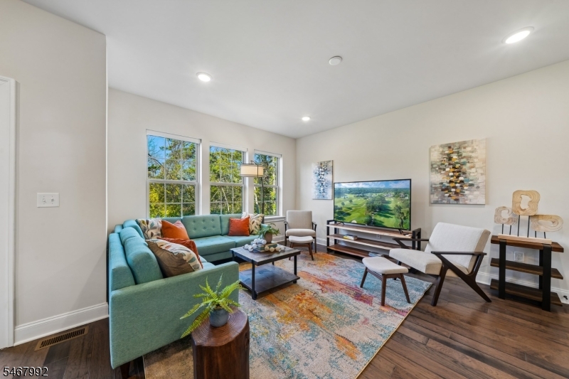 42 Dahlia Drive Warren NJ 07059