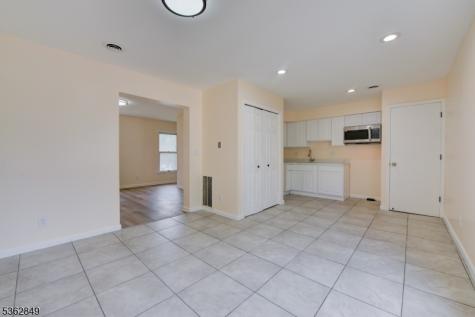 145 So Arlington East Orange NJ 07018