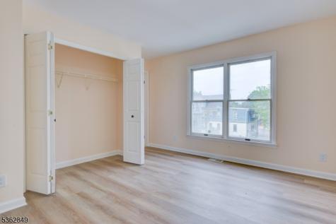 145 So Arlington East Orange NJ 07018