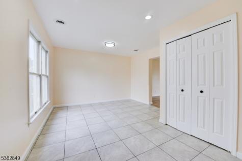 145 So Arlington East Orange NJ 07018