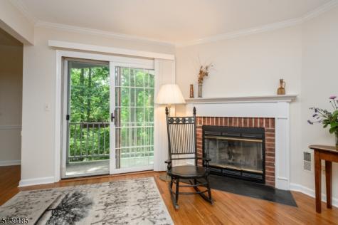 28 Countryside Dr Ondo Bernards NJ 07920