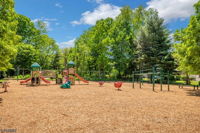 105 Wimbledon Square Washington NJ 07840