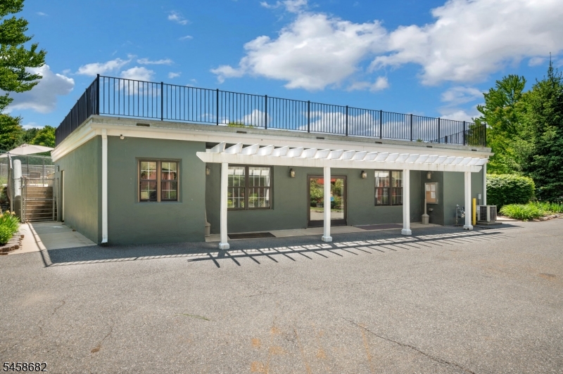105 Wimbledon Square Washington NJ 07840