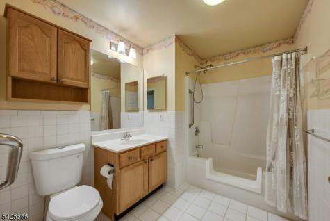 237 Cannella Way Riverdale NJ 07457