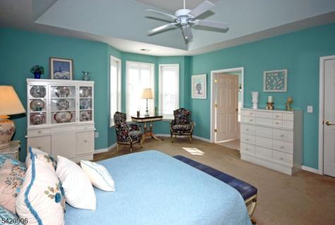 5 Slate Court Woodland Park NJ 07424