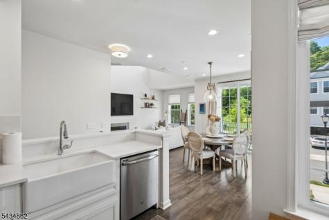 125 Sequoia Drive Cedar Grove NJ 07009