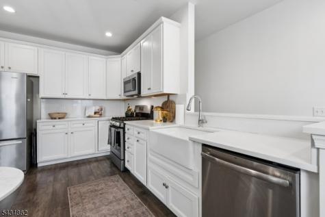 125 Sequoia Drive Cedar Grove NJ 07009