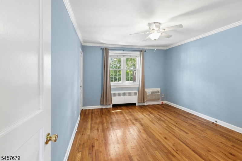 43 A Parkway Village Cranford NJ 07016