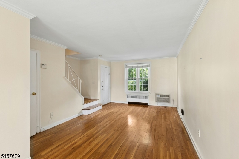 43 A Parkway Village Cranford NJ 07016