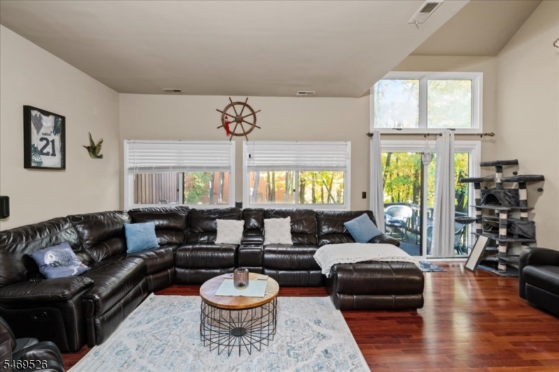 2 Vail Court Vernon NJ 07462