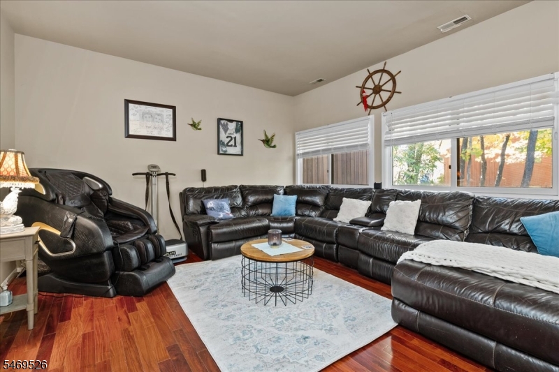 2 Vail Court Vernon NJ 07462