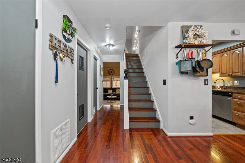 2 Vail Court Vernon NJ 07462
