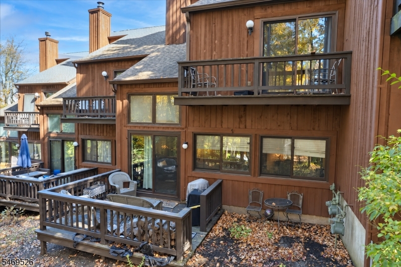 2 Vail Court Vernon NJ 07462