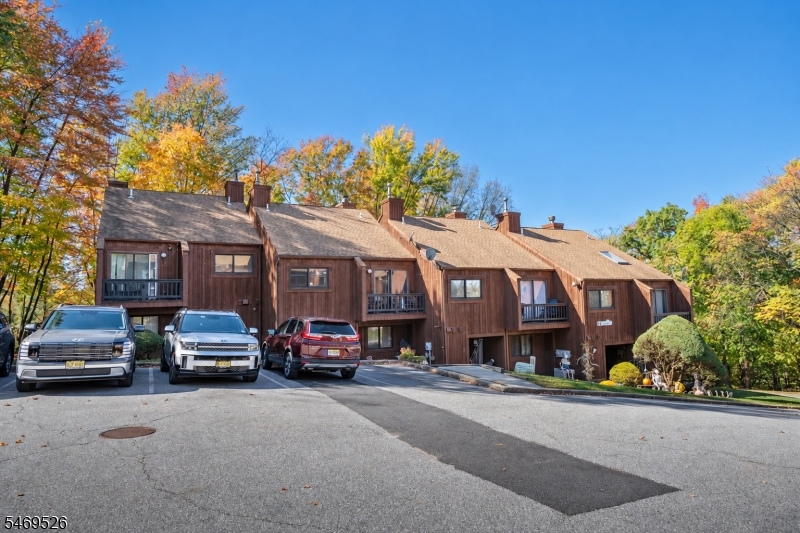 2 Vail Court Vernon NJ 07462