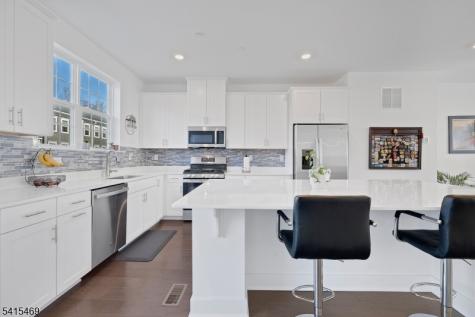 14 Coogan Court Morris Plains NJ 07950
