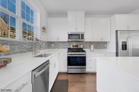 14 Coogan Court Morris Plains NJ 07950
