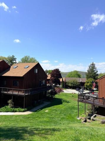 2 Jackson Hole Road Vernon NJ 07462