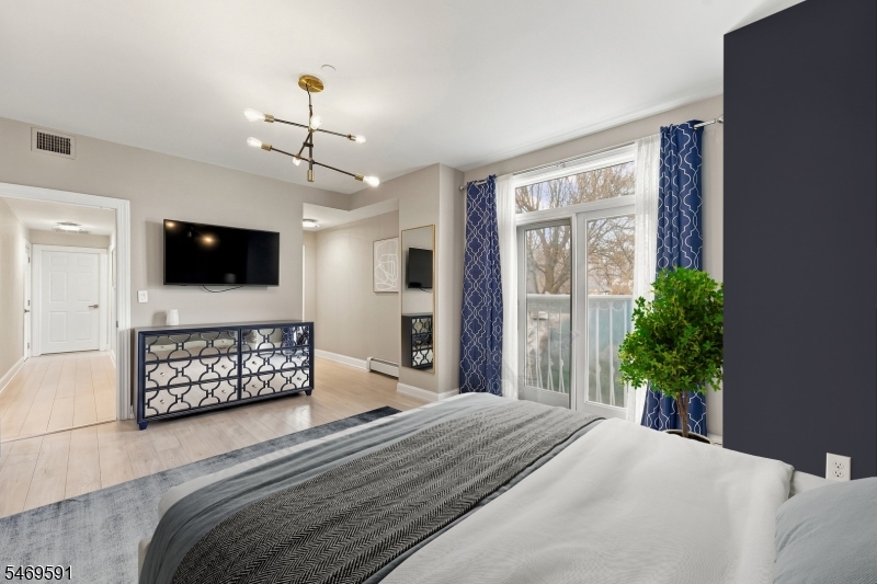 206 Shearwater Ct Unit 51 Jersey City NJ 07305