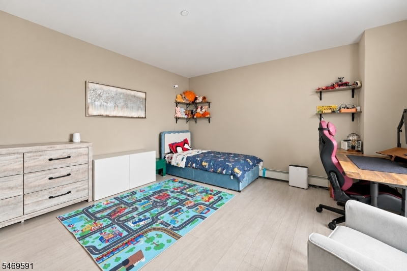 206 Shearwater Ct Unit 51 Jersey City NJ 07305