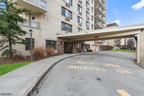 307 Prospect Avenue Hackensack NJ 07601