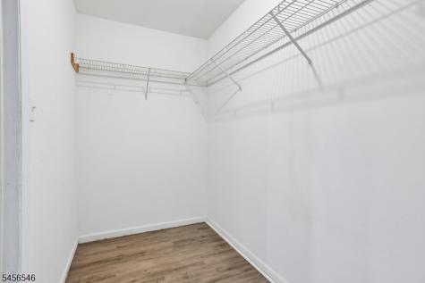 584 Thomas Boulevard East Orange NJ 07017