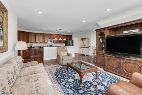 284 Victoria Drive Bridgewater NJ 08807