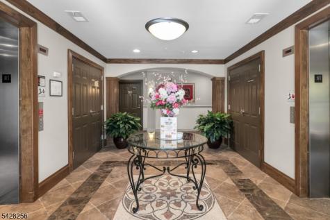 284 Victoria Drive Bridgewater NJ 08807