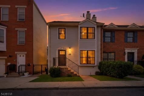 251 Mount Pleasant Avenue Newark NJ 07104