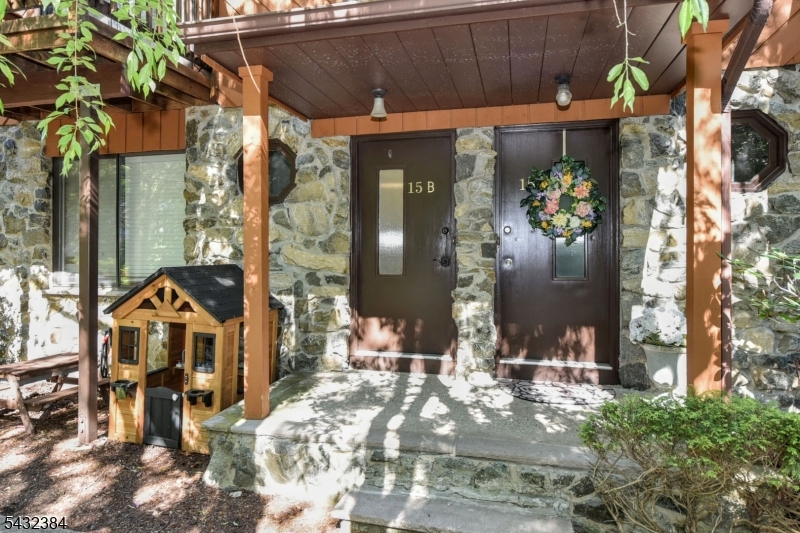 15 Brookside Heights Wanaque NJ 07465