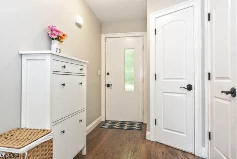 15 Brookside Heights Wanaque NJ 07465