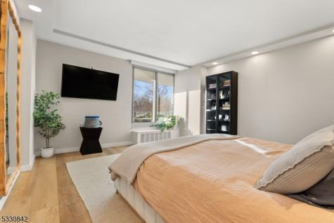 1 Claridge Drive Verona NJ 07044