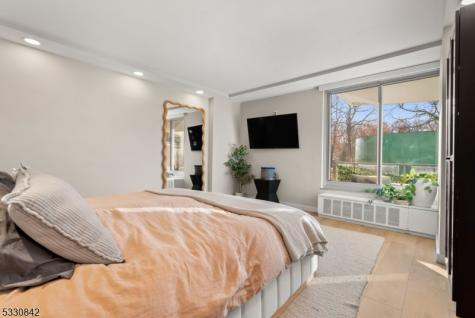 1 Claridge Drive Verona NJ 07044