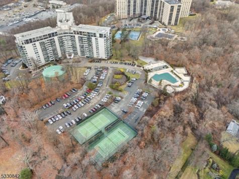 1 Claridge Drive Verona NJ 07044