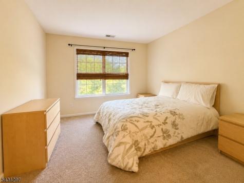 318 Stratford Place Bridgewater NJ 08805