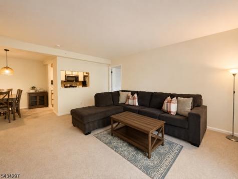 318 Stratford Place Bridgewater NJ 08805