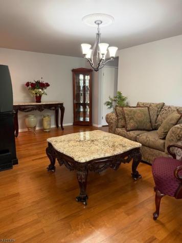 1 Avon Court Chatham NJ 07928