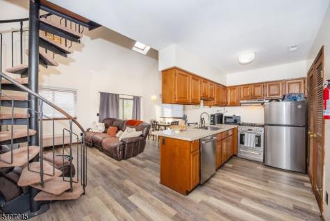 1 Deer Valley Lane Vernon NJ 07462