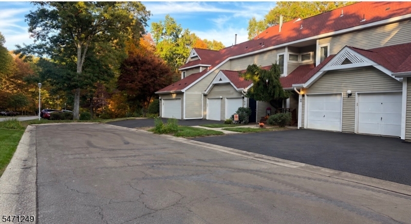 78 Red Oak Terrace Jefferson NJ 07438