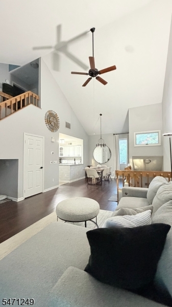 78 Red Oak Terrace Jefferson NJ 07438