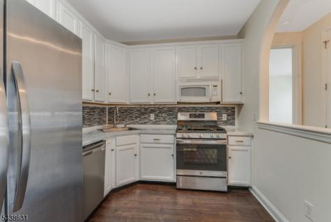 141 Limerick Lane Lopatcong NJ 08865