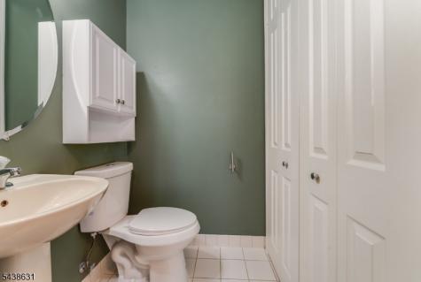 141 Limerick Lane Lopatcong NJ 08865