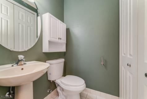141 Limerick Lane Lopatcong NJ 08865